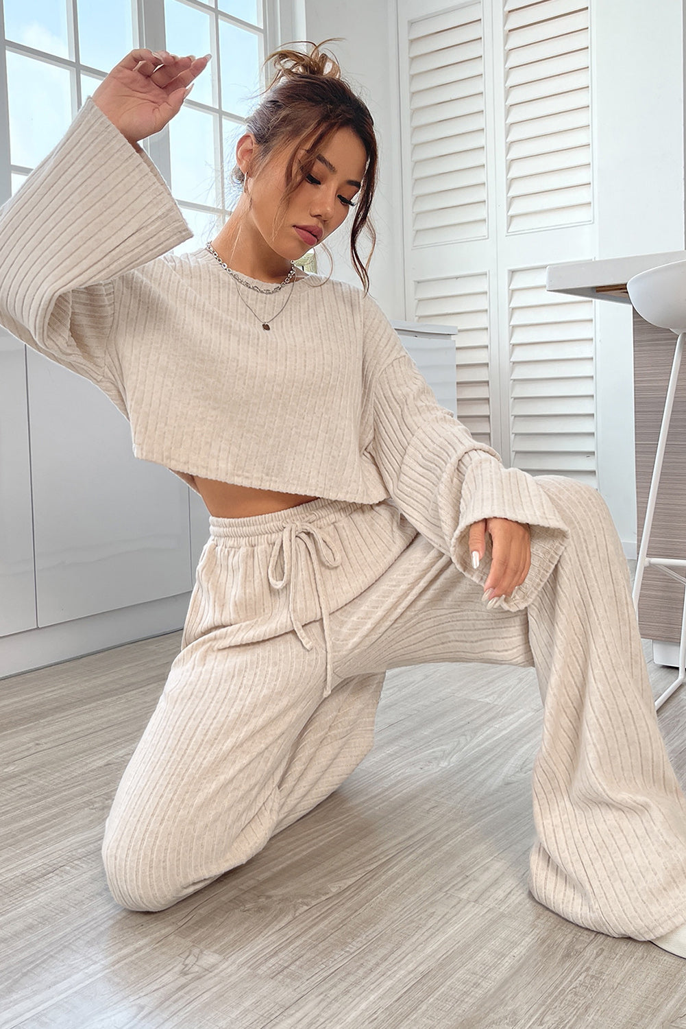 Casual crop tee & trouser set